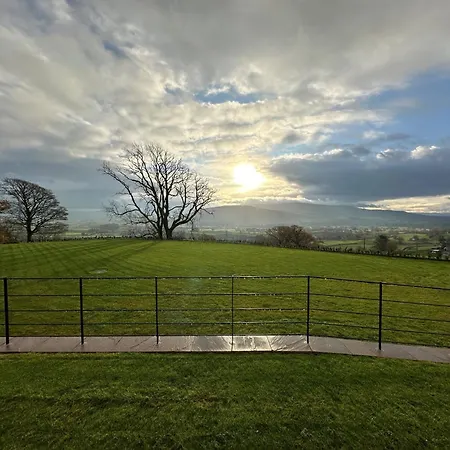 7 Bed In 93325 Holiday home Sedbergh