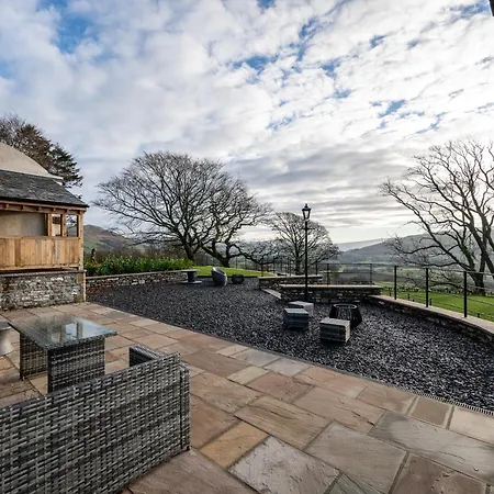 7 Bed In 93325 Sedbergh