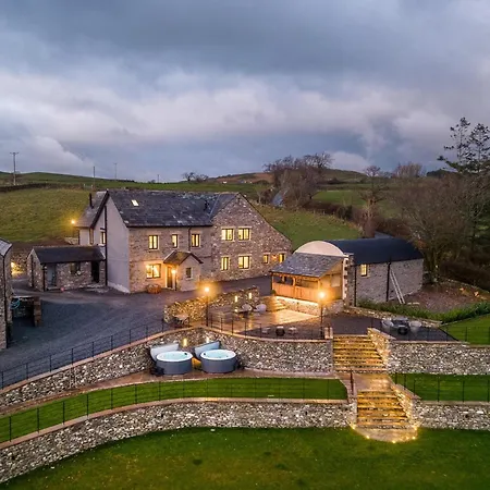 7 Bed In 93325 Holiday home *