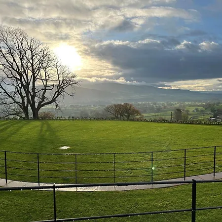 Holiday home 7 Bed In 93325 Sedbergh